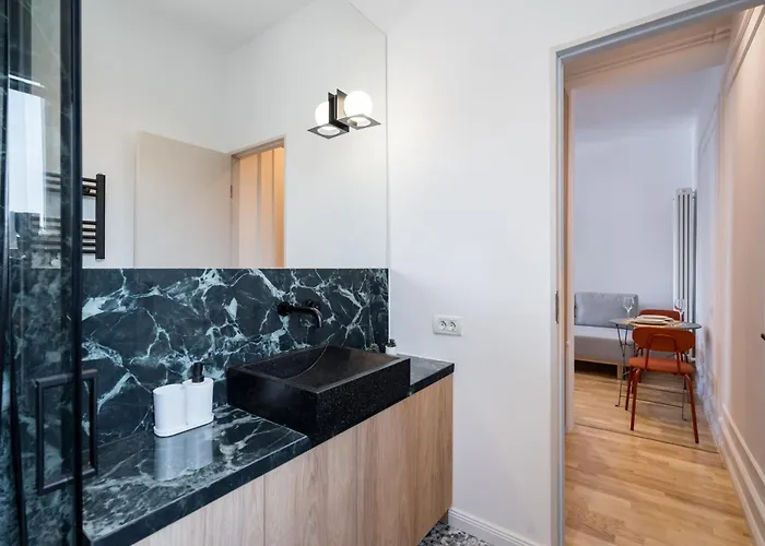 Echo Piata Victoriei Sanador *