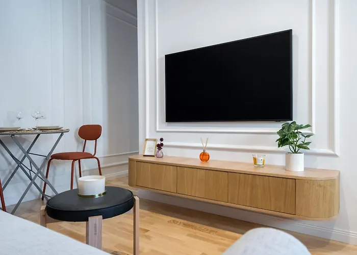 Echo Piata Victoriei Sanador