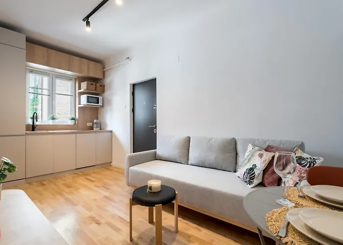 Echo Piata Victoriei Sanador