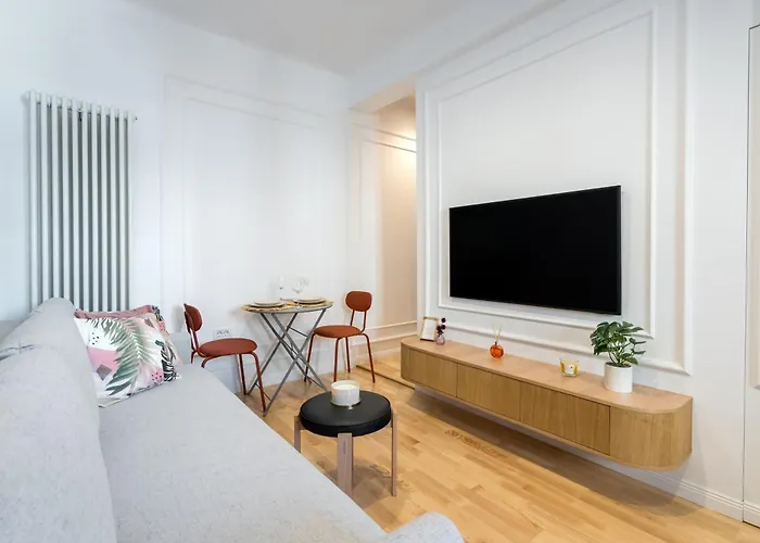 Echo Piata Victoriei Sanador *