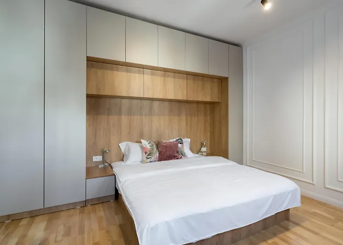 Echo Piata Victoriei Sanador