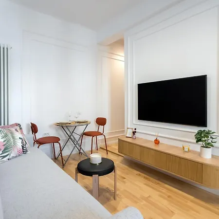 Echo Piata Victoriei Sanador *