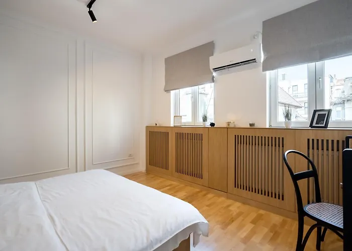 Echo Piata Victoriei Sanador *